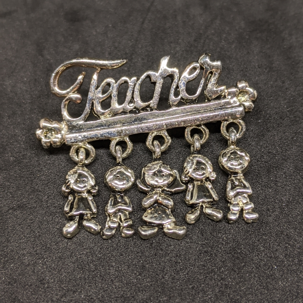 Brooch